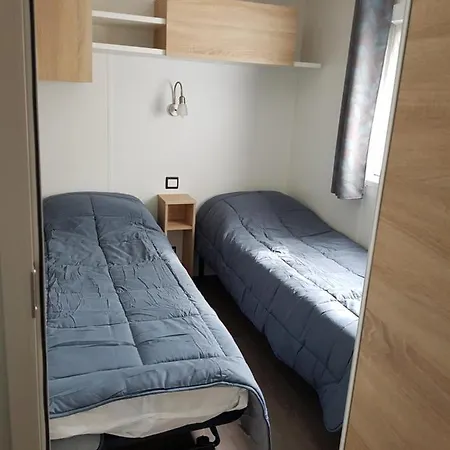 Prázdninový areál Mobil 8 Personnes Village Vacance Siblu 4*